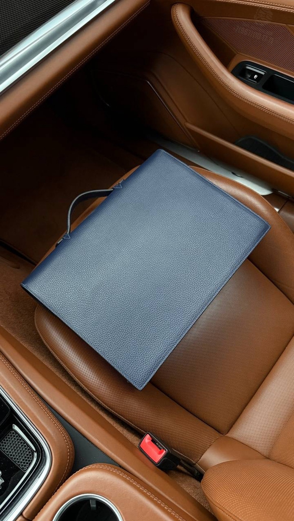 Портфель Hermes