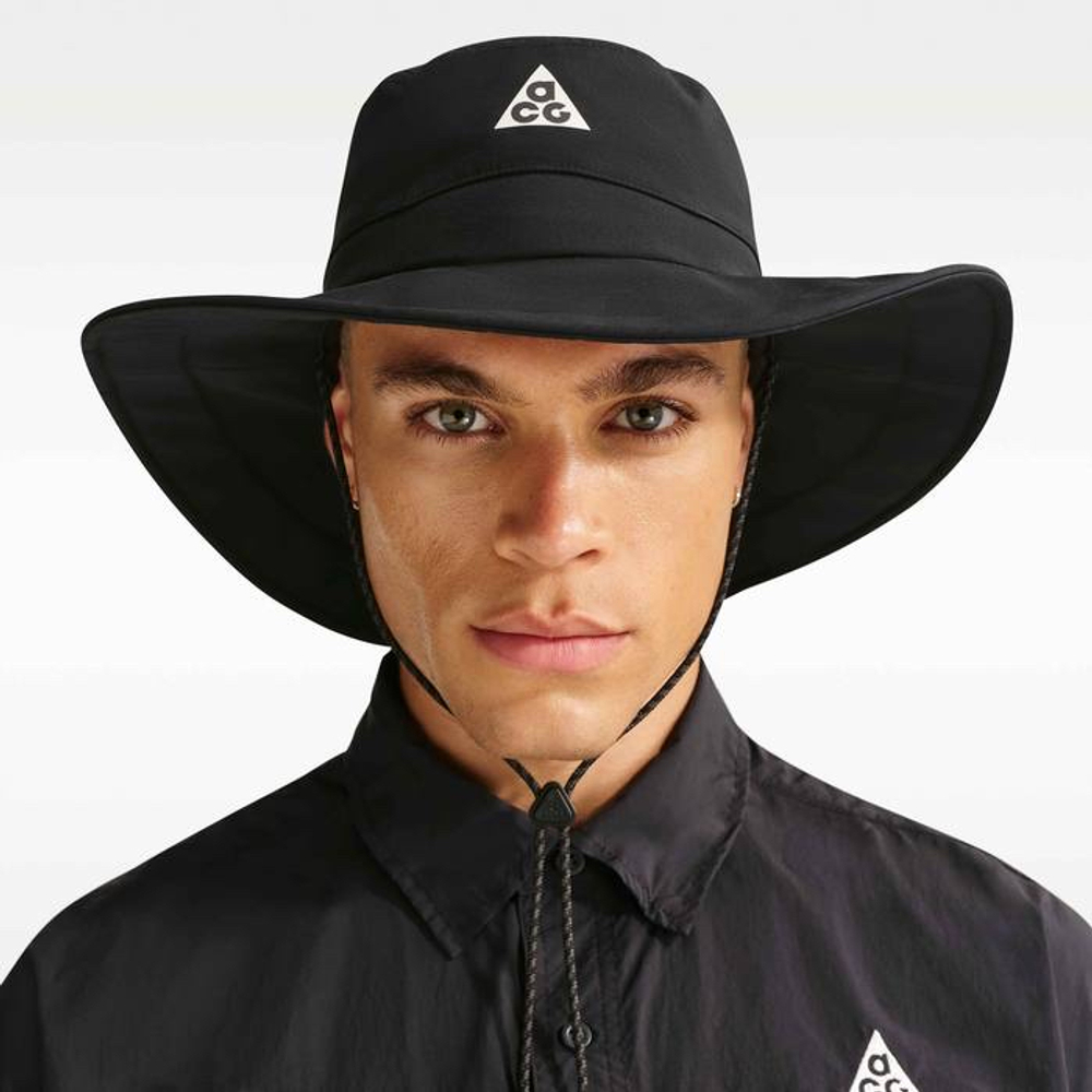 Панама Nike ACG Apex