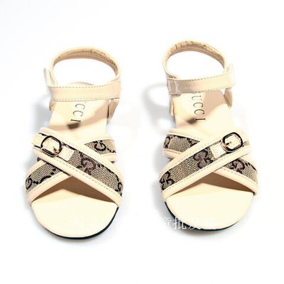 Босоножки детские с ремешками крест на крест