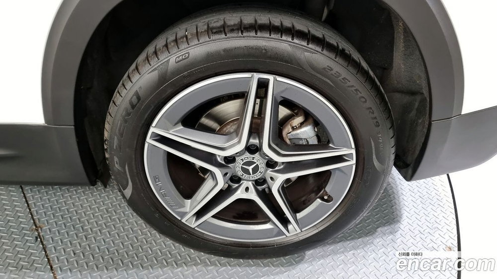Mercedes-Benz GLB-Class X247 GLB250 4MATIC (03.2021)