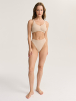 Бесшовный топ с V-образным вырезом