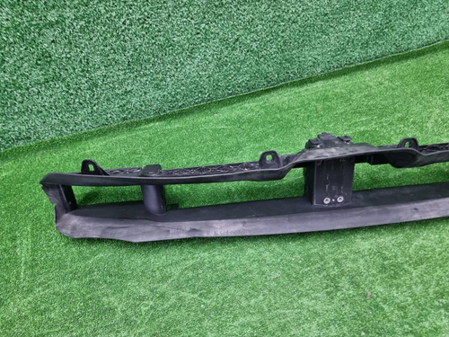 Воздуховод радиатора нижний BMW X6 G06 (2019-2023)