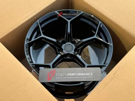 КОВАНЫЕ ДИСКИ ДЛЯ LAMBORGHINI HURACAN EVO RWD 2021 ЛАМБОРГИНИ Хуракан