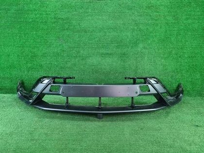 Юбка переднего бампера Lamborghini Urus 2017-2022