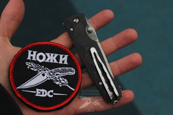 Складной нож Mcusta Damascus Tactility MC-0121D c клинком из стали VG-10 San Mai (Laminated Stainlesss Damascus) рукоять микарта