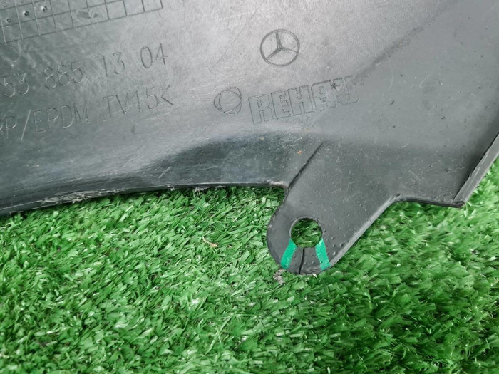 Юбка переднего бампера Mercedes GLC X253 19-22 AMG