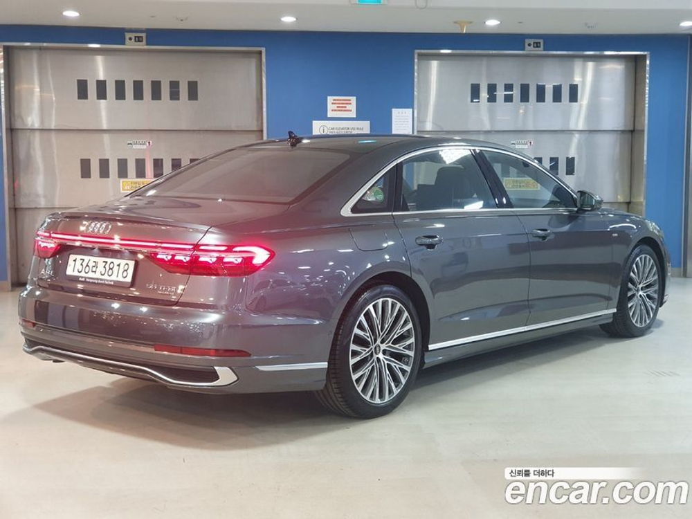 Audi A8 (D5) 55 TFSI Quattro LWB (12.2022)