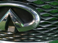 Решетка радиатора Infiniti QX60 (2016-2020)