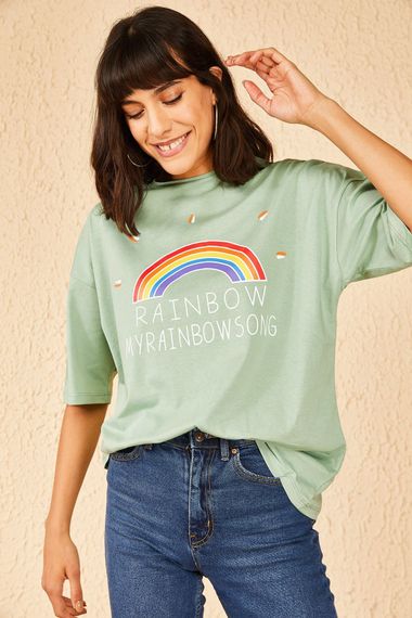 Qadın üçün geniş ölçülü açıq yaşıl t-shirt Rainbow 10501027