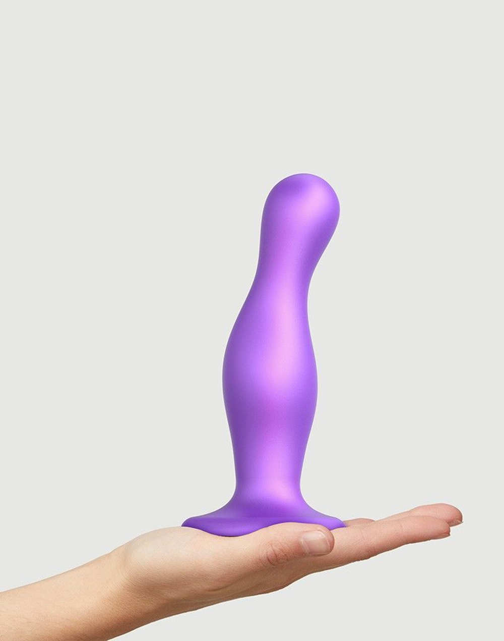 Фиолетовая насадка Strap-On-Me Dildo Plug Curvy size L (Цвет: фиолетовый)