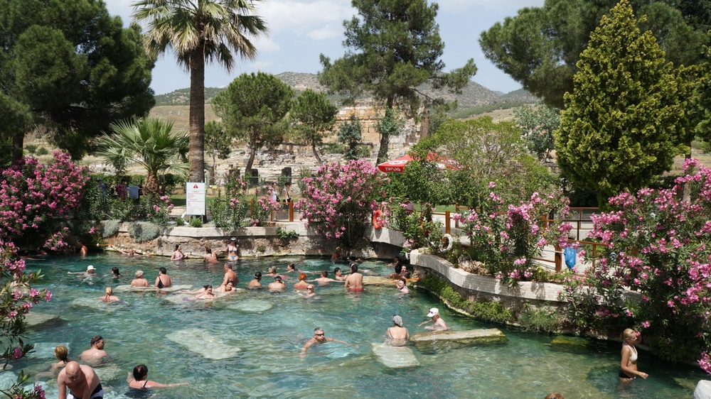 Травертины Памуккале и Античный город Иераполис