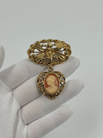 Брошь с камеей Krementz