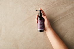 Sukin Purely Ageless - отшелушивающий очищающий гель с AHA /   125  ml  / GTIN 9327693009259