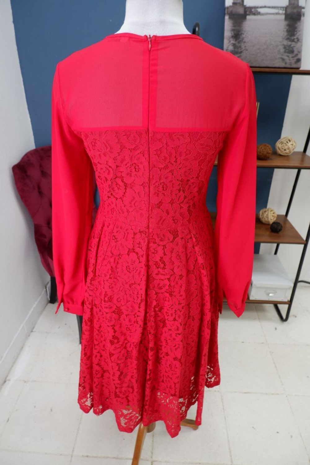 Платье Faberlic нарядное 44 размер