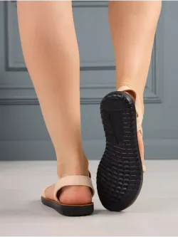 Сандалии летние