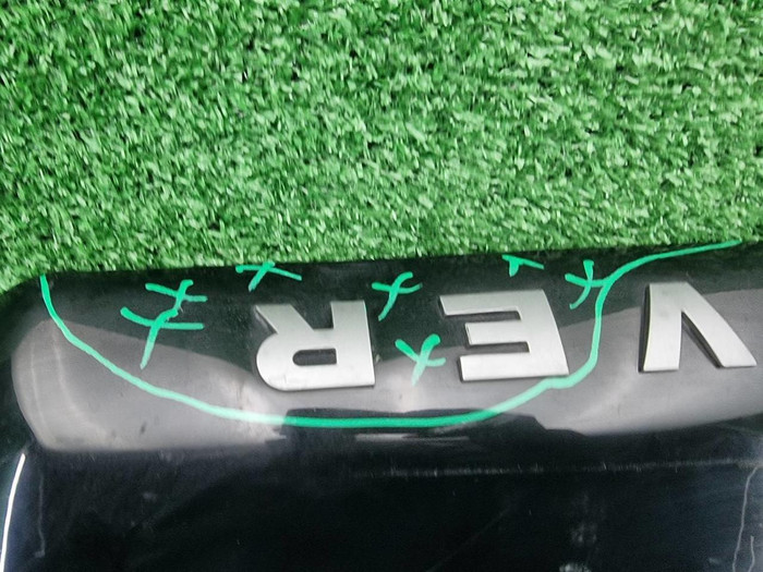 Капот Land-Rover Defender 1 (2007-2016)