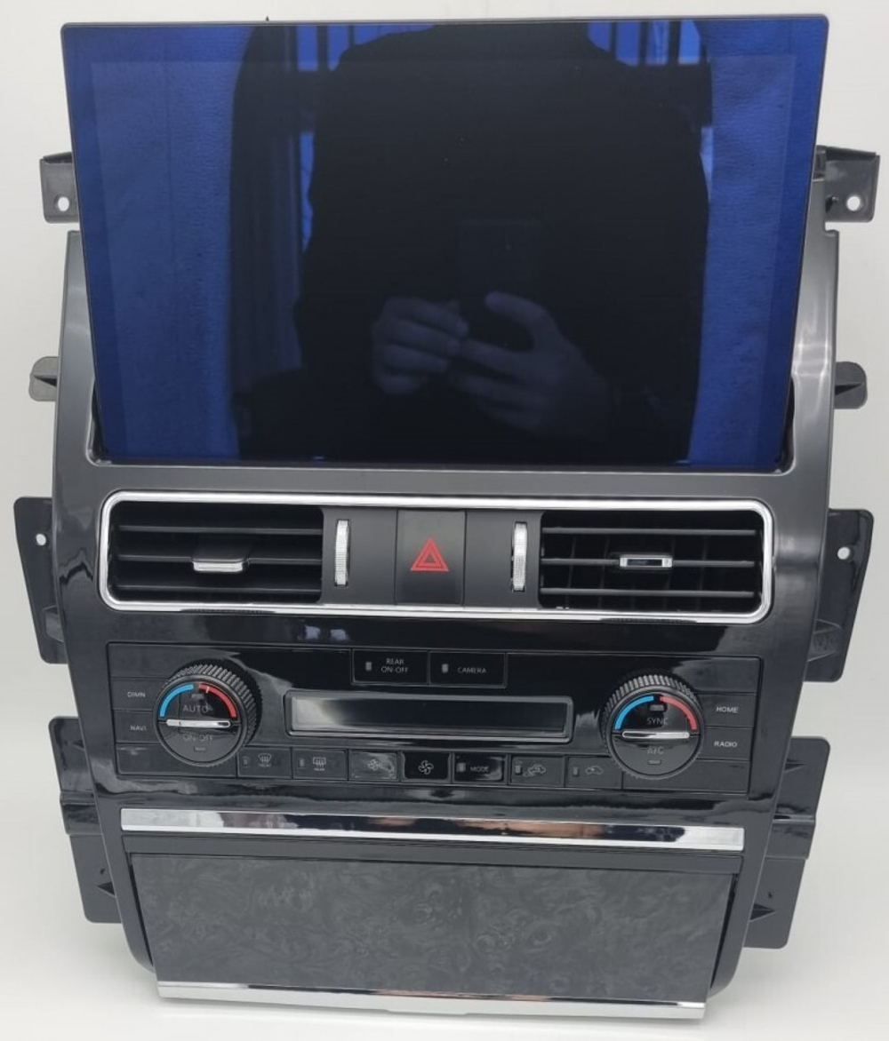 Магнитола для Nissan Patrol Y62, Infiniti QX80, QX56 2010-2019 (поддержка Bose, 360 и мониторов) - Carmedia KP-N1301 монитор 13.3" на Android 10, 6/128Гб, CarPlay, 4G SIM-слот