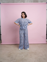 Футболка "На кружевном" в голубом оверсайз