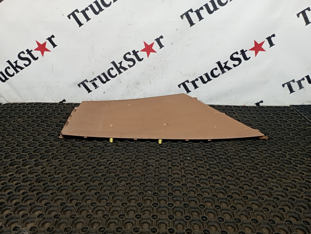 Накладка панели приборов средняя 2023г.