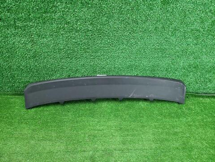 Накладка переднего бампера Lada Vesta (2022-н.в.)