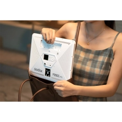 Осветитель светодиодный Godox P260C Pro