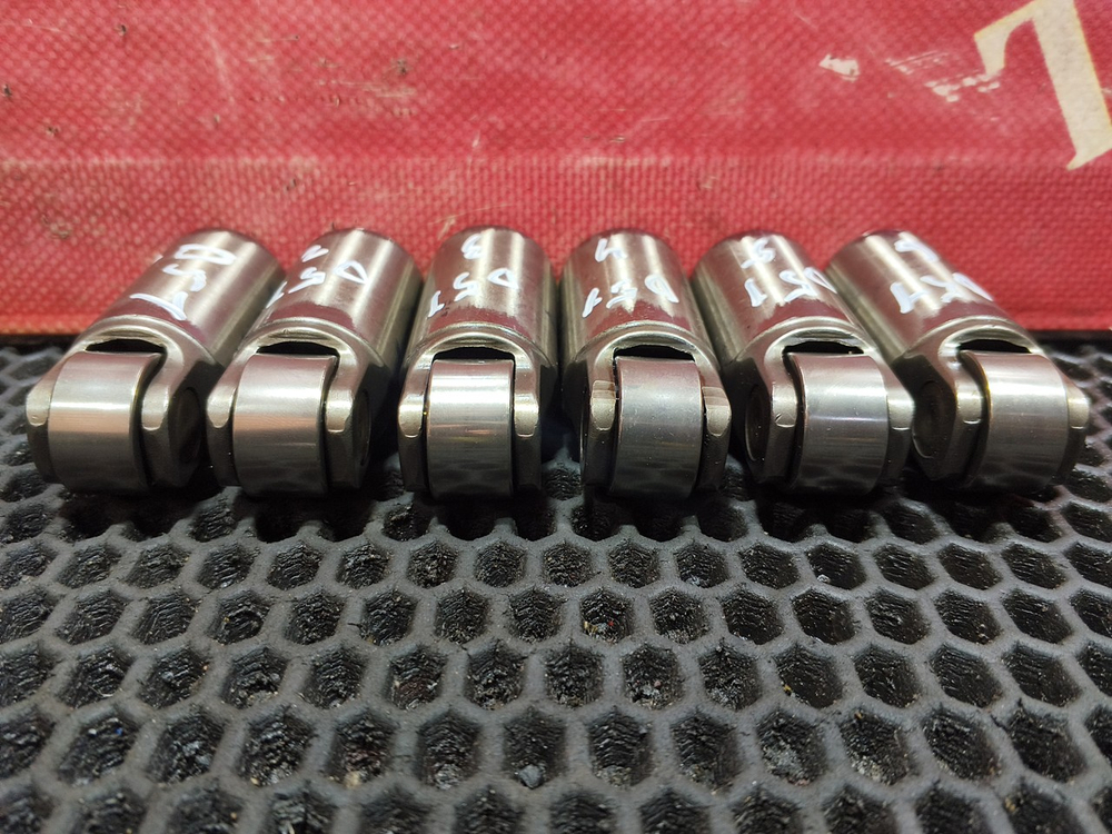 Комплект толкателей впускного клапана 2019г