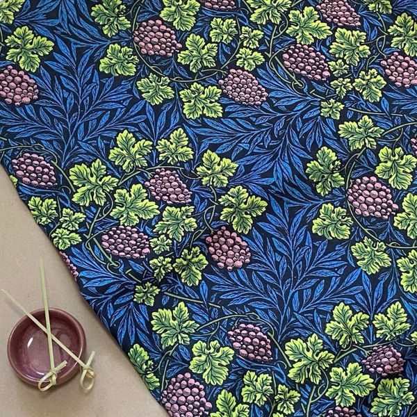 ВИНОГРАД, МОРРИС, синий 100% хлопок Handmade Fabrics 2