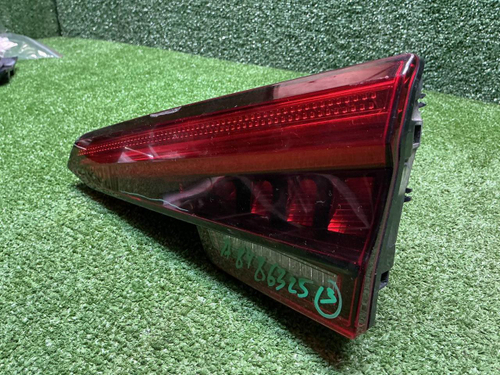 Фонарь правый внутренний Audi A4 B9 (2015-2020)