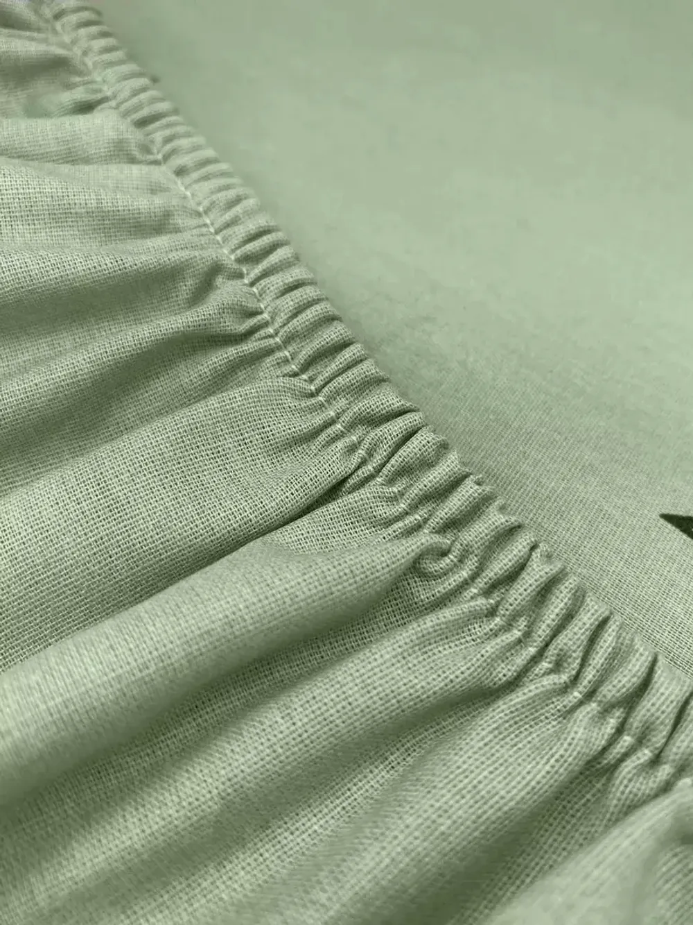 Простынь на резинке перкаль Сказка "Creeper" 90x200 см