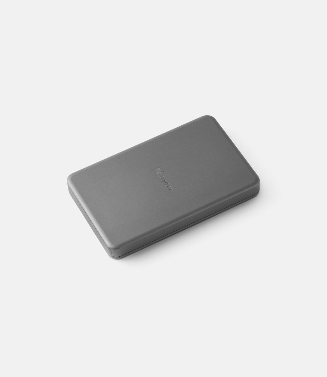 Zenlet Wallet 2 Space Grey — картхолдер из алюминия