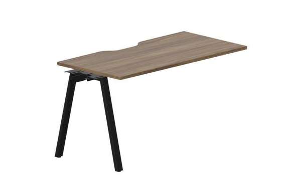 стол Arena 1380х680х750мм (с эргономичным вырезом) - приставной элемент