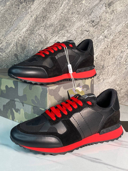 Кроссовки Valentino