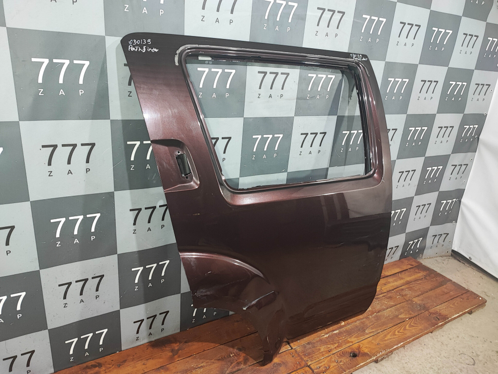 Дверь задняя правая Nissan Pathfinder 3 (R51) 04-14 Б/У Оригинал 82100EB330
