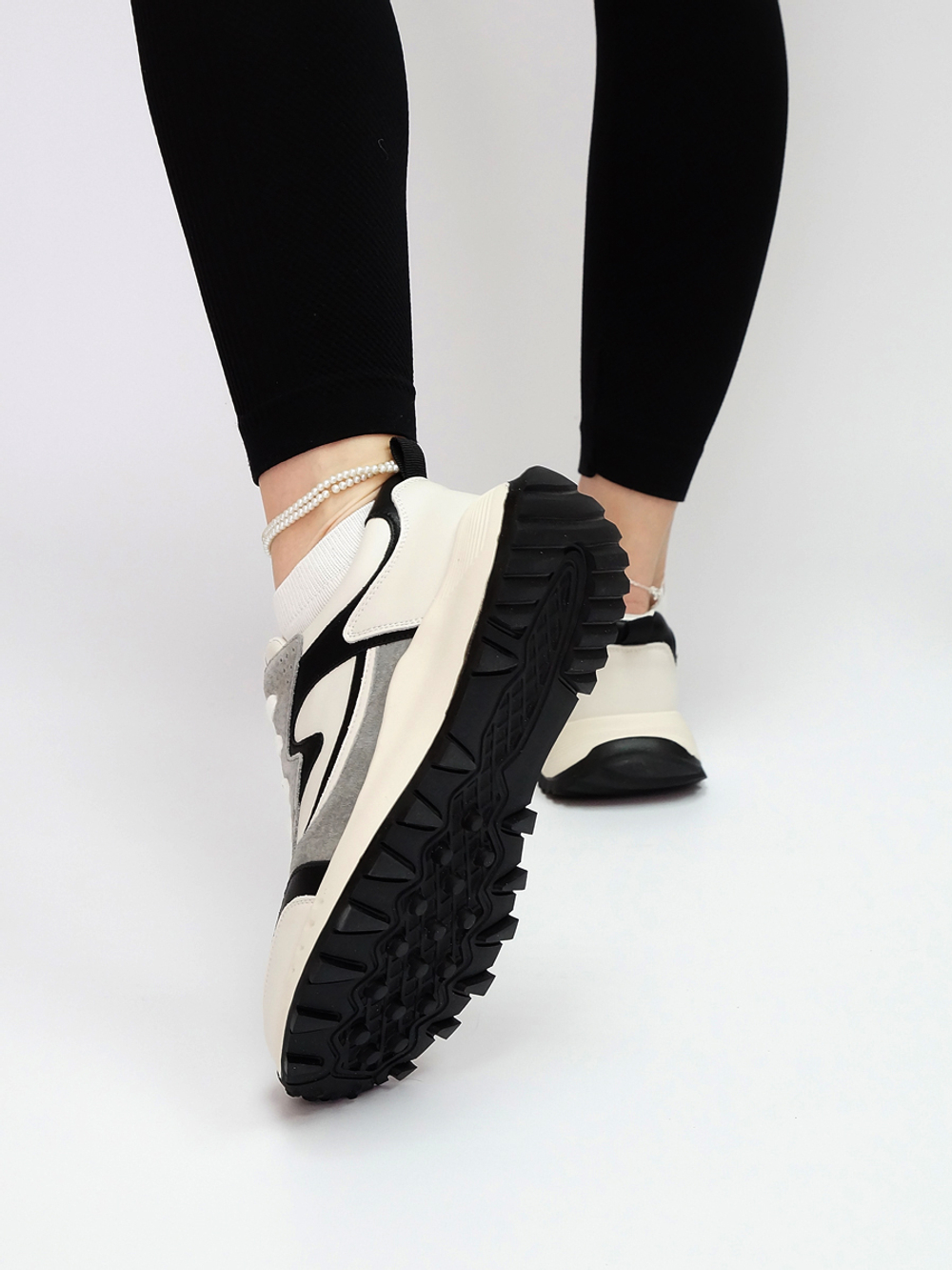 Кроссовки женские демисезонные