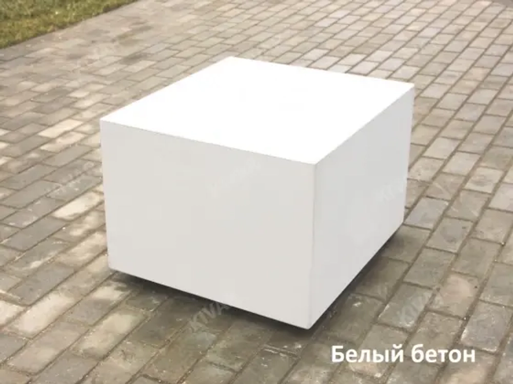 Скамейка бетонная «Бокс» малая