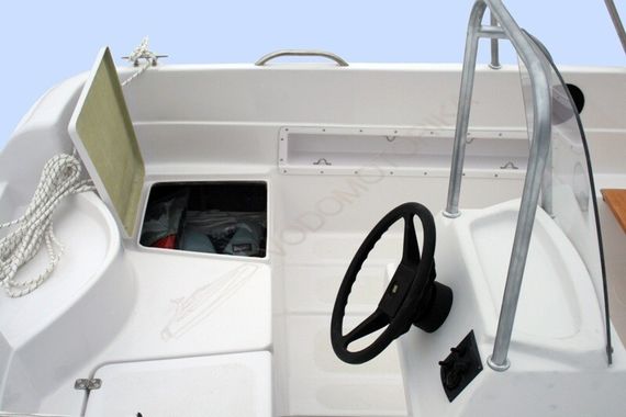 Моторная лодка Легант-400