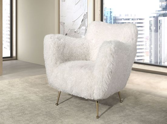 Белое кресло 5191 из ткани с длинным ворсом