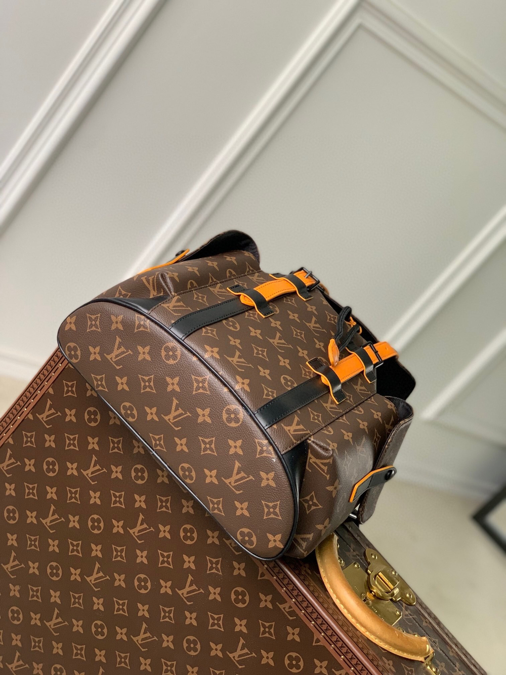 Louis Vuitton Christopher PM