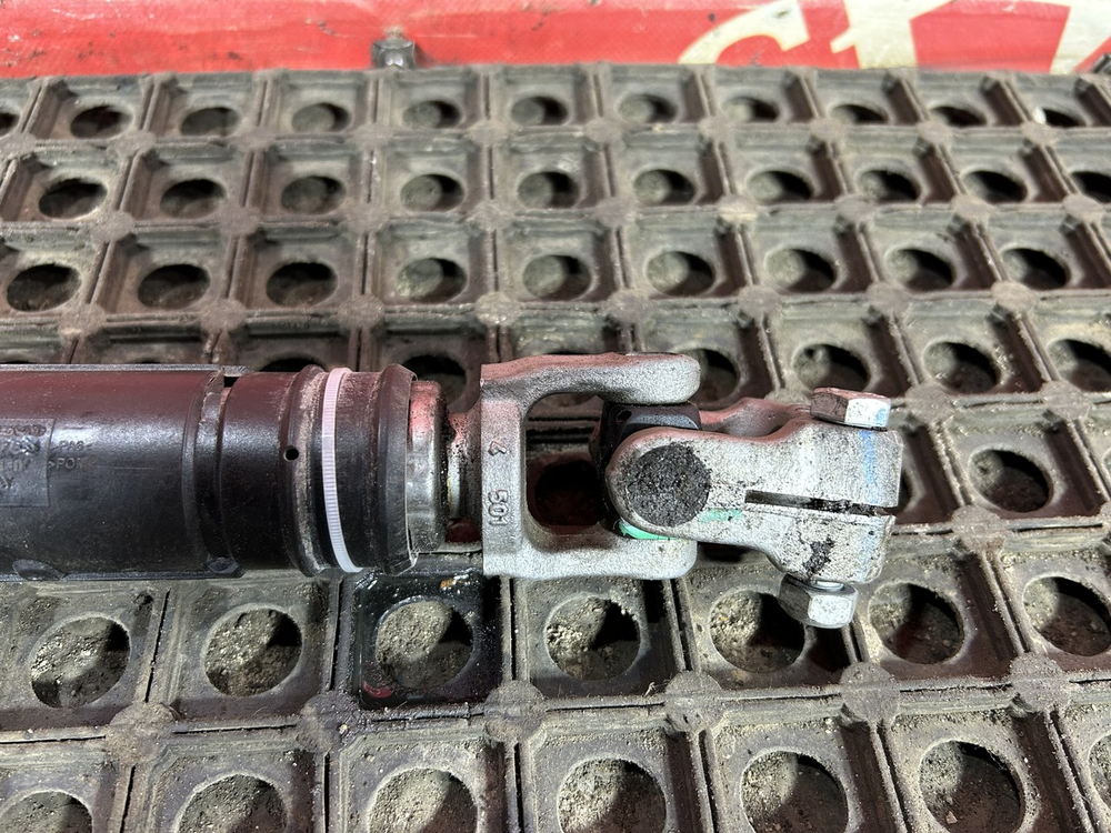 Кардан рулевой