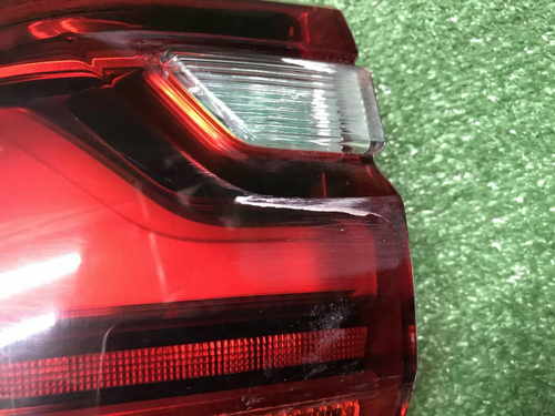 Фонарь левый внешний BMW X7 G07 (2019-2022)