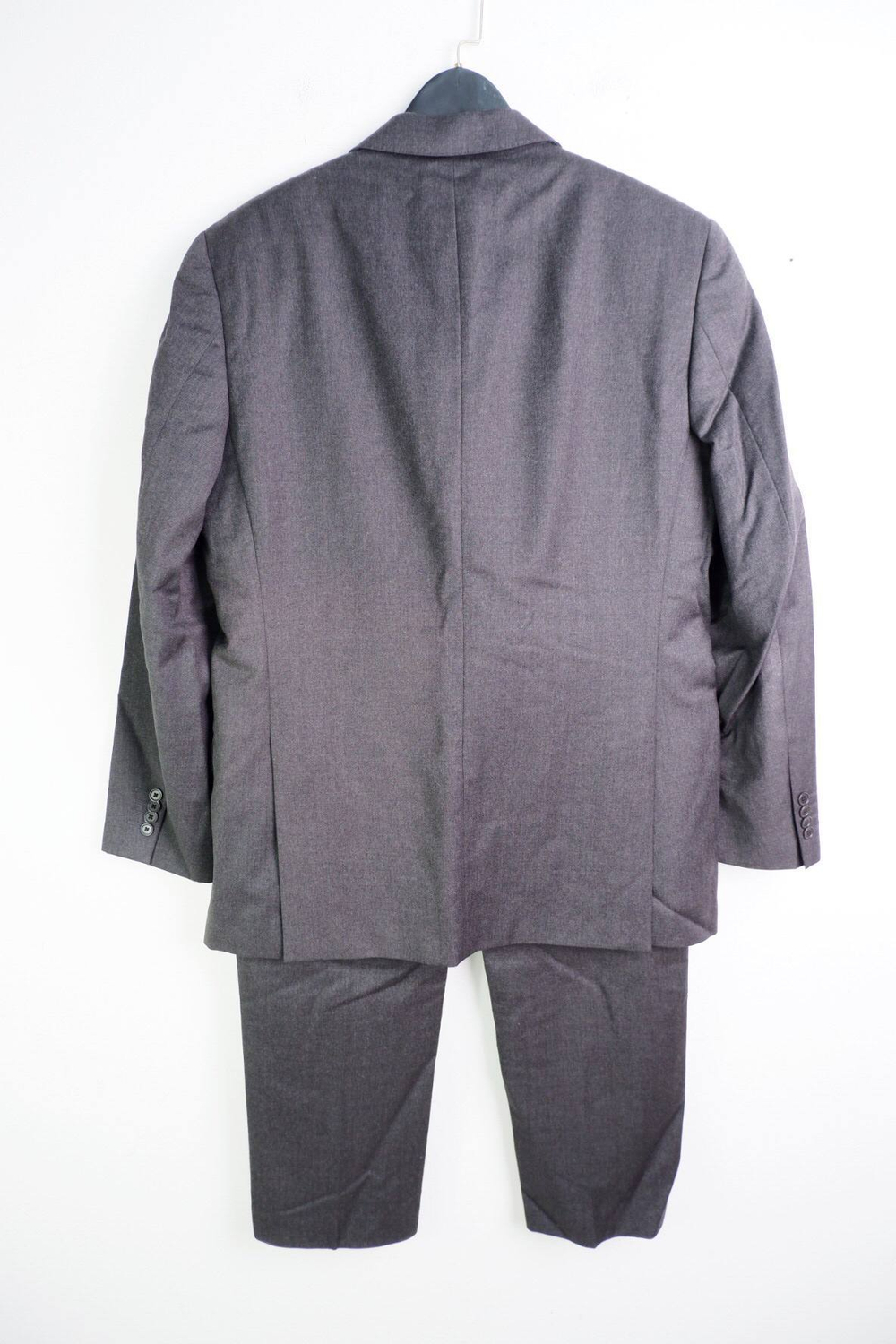 Костюм для делового образа, визуально на 54 размер