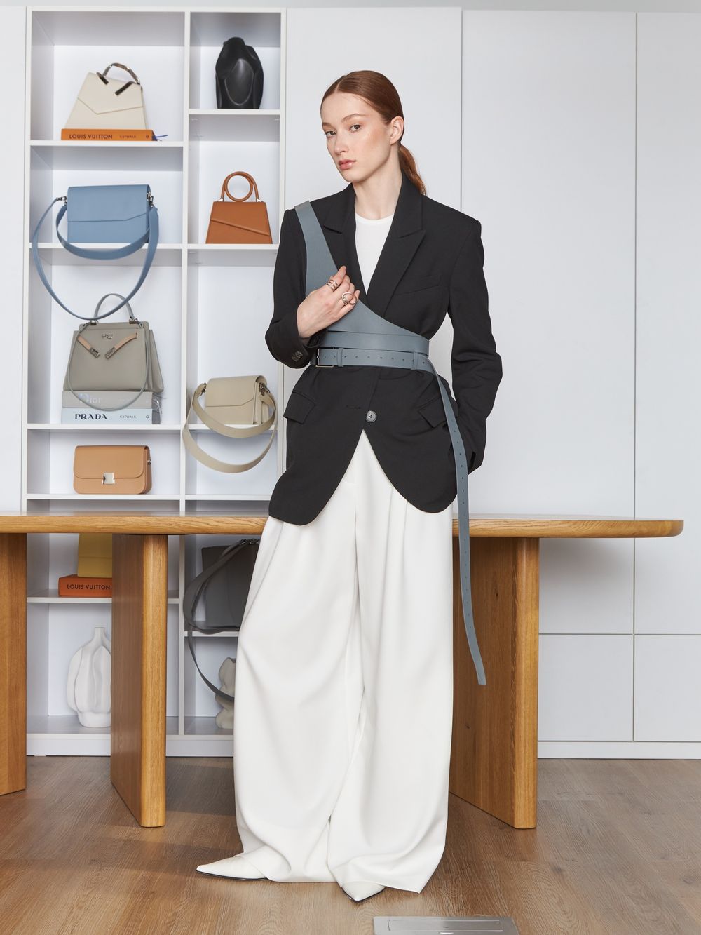 РЕМЕНЬ-ПОРТУПЕЯ D.GREY