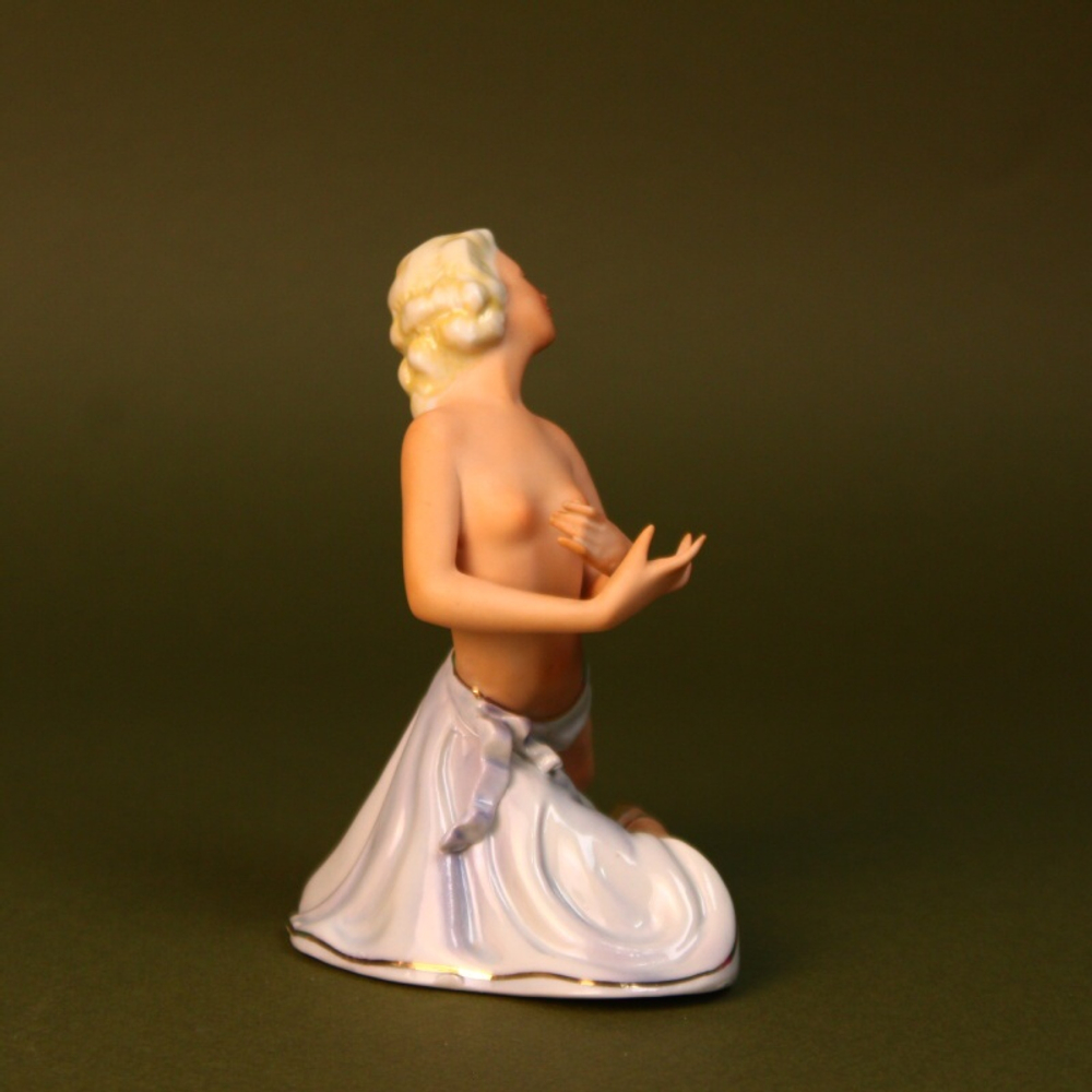 «Юная красавица в танце»