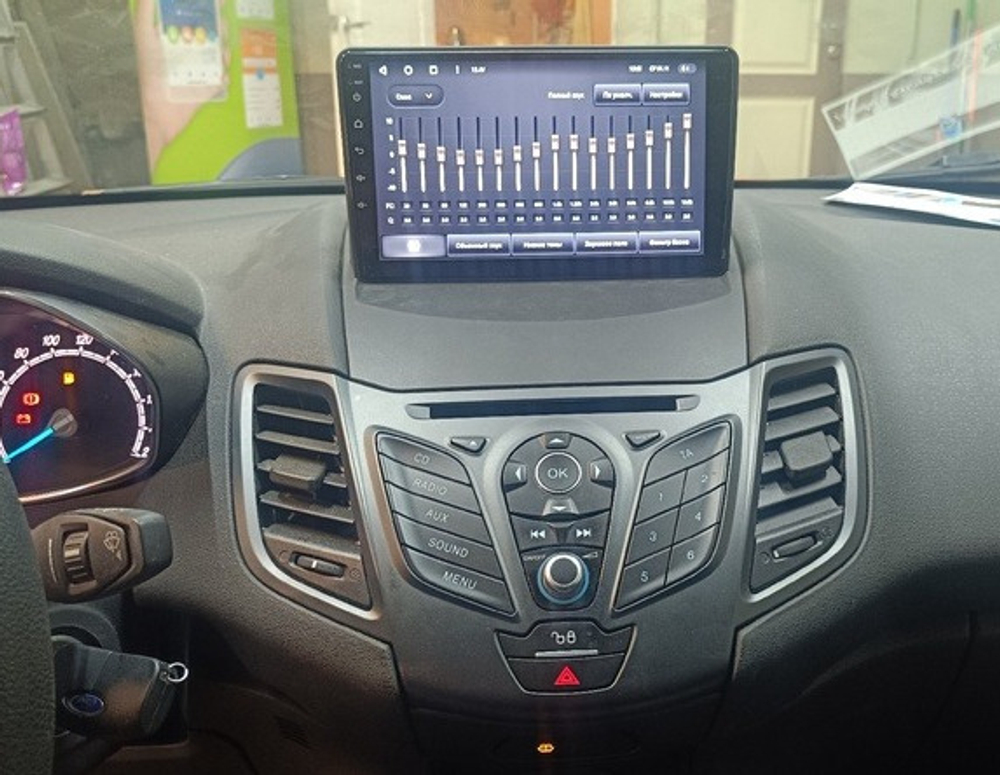 Магнитола для Ford Fiesta MK6 2012-2018 (голубой БК, рамка тип 1) - FarCar DX3250M монитор 9" IPS на Android 13, 4+64Гб, CarPlay