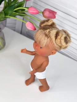 Кукла Nines виниловая 30см PIPPA LATINA без одежды (2899WL4)