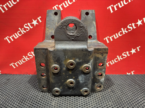 Кронштейн рессоры передней