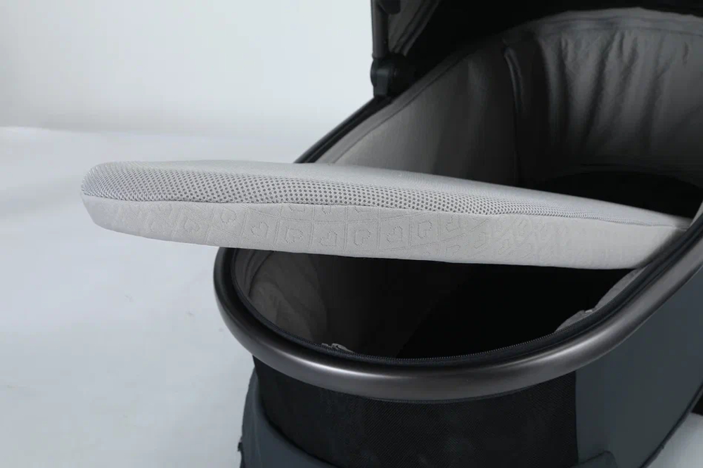 Коляска 3 в 1 SKYTEO KAIRO 755