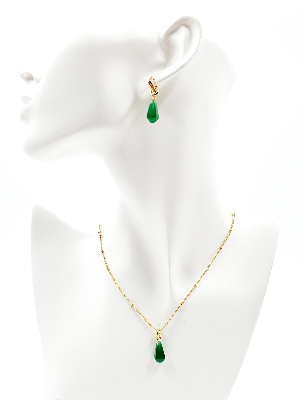 Комплект серьги и подвеска из натурального камня агат