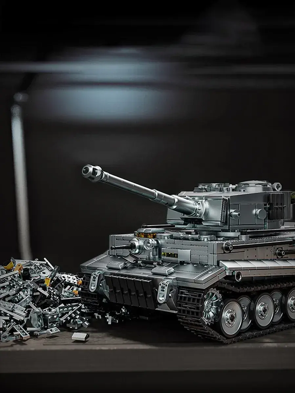 Конструктор Тяжелый танк Тигр 1668 деталей