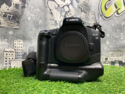 Canon EOS 33 + Battery Pack